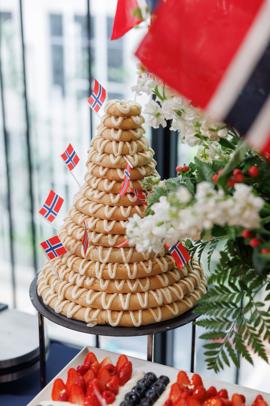 kransekake på et fat